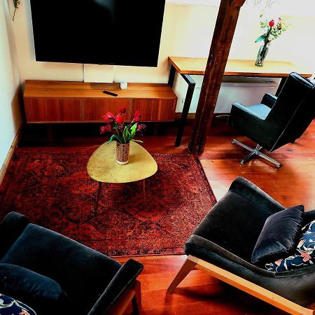 Apartamento Loft De La Raquette Mons Exterior foto