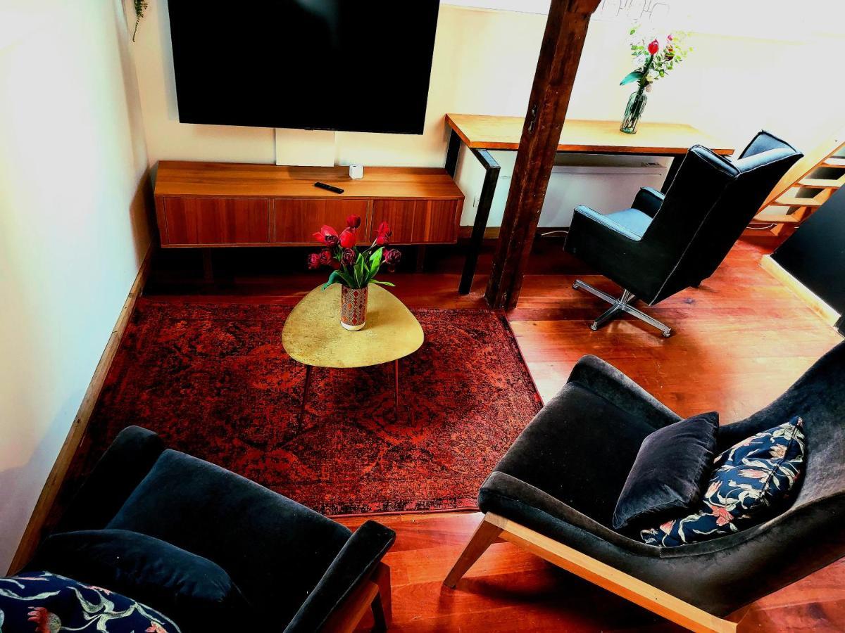Apartamento Loft De La Raquette Mons Exterior foto