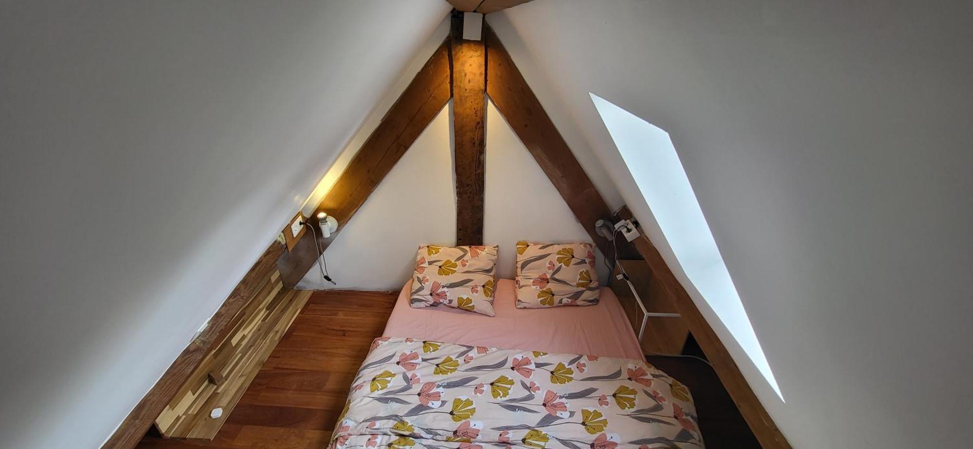Apartamento Loft De La Raquette Mons Habitación foto